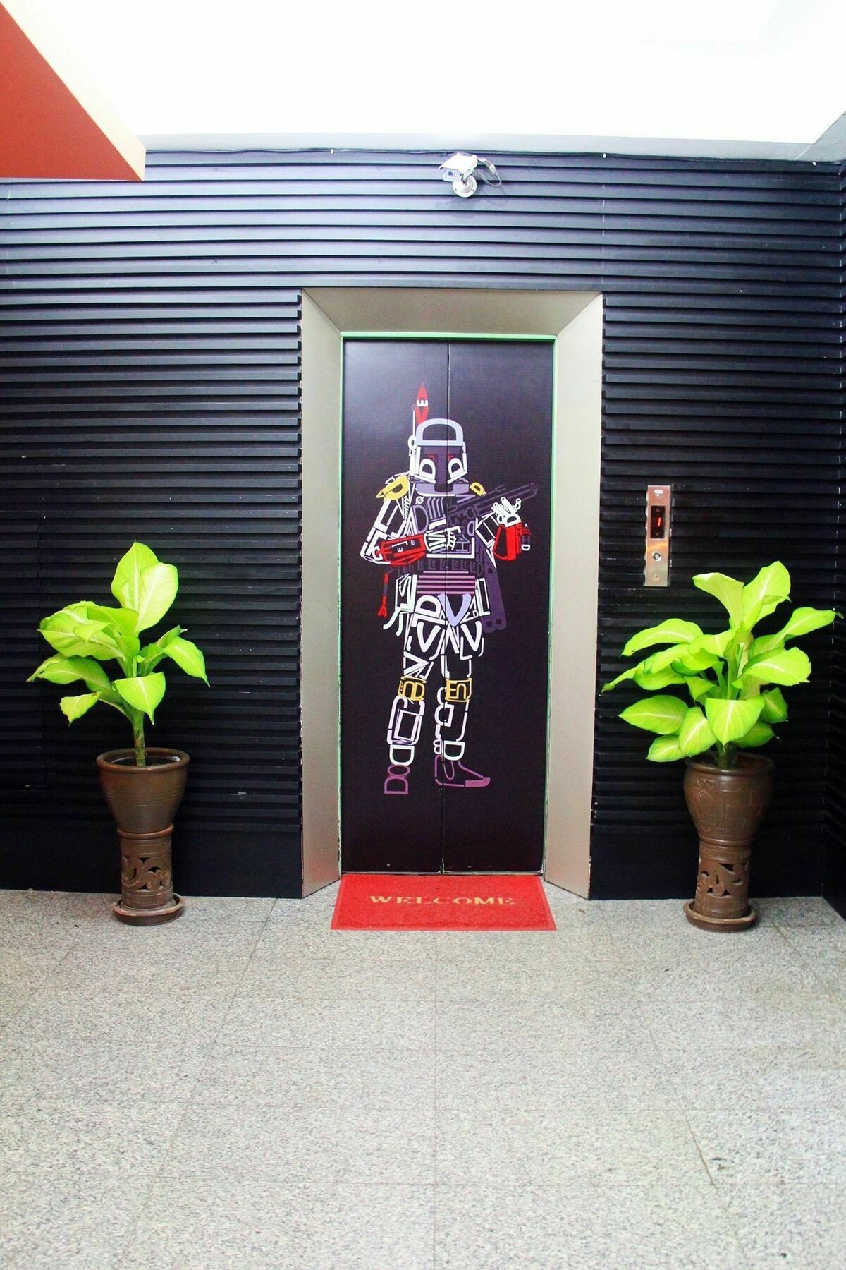 โรงแรมเรือนทิพย์ เชียงราย Ruean Tip Hotel Exteriör bild